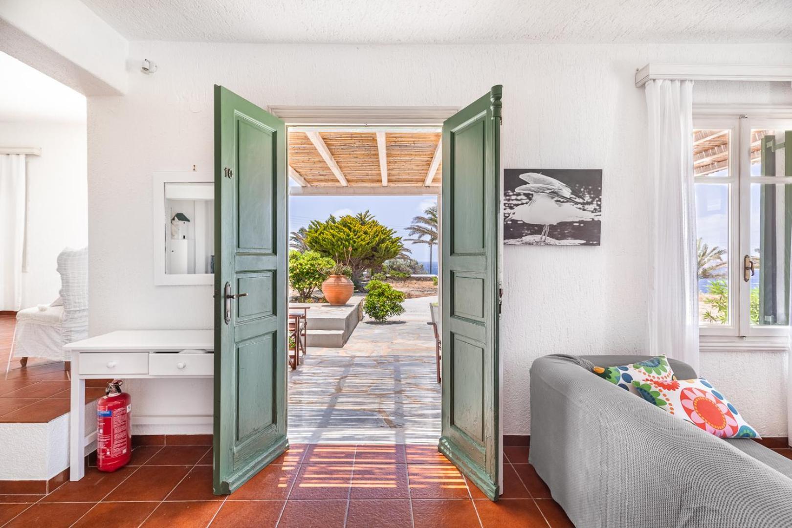 Fos Suites Agios Ioannis Diakoftis Exterior foto