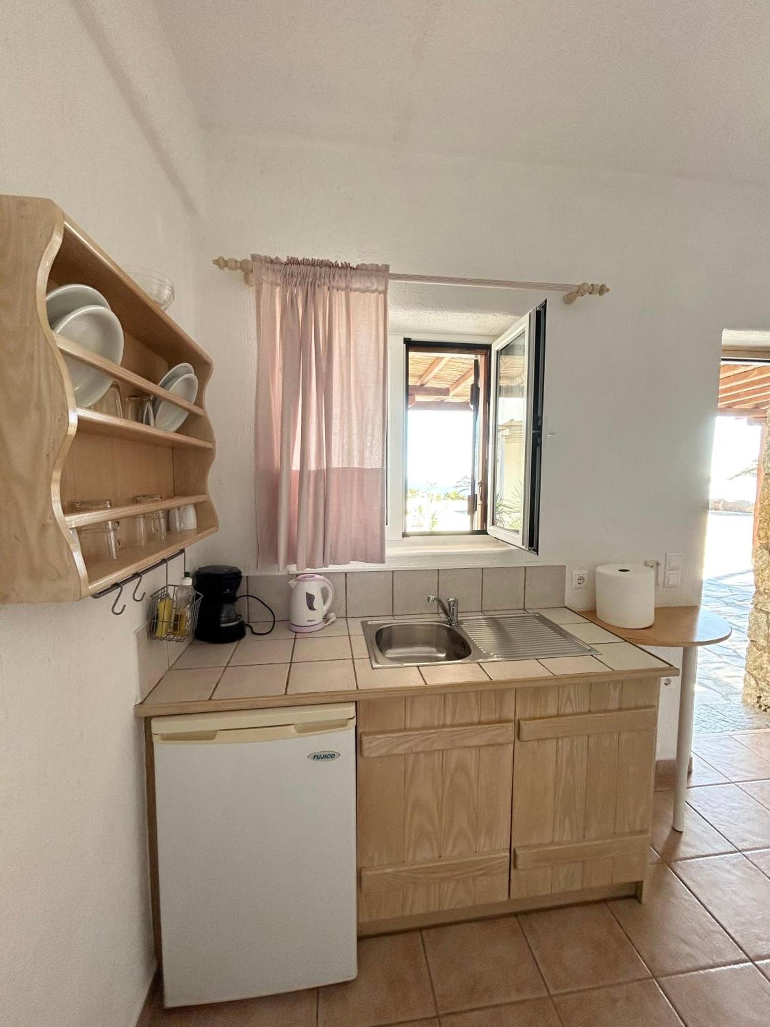 Fos Suites Agios Ioannis Diakoftis Quarto foto