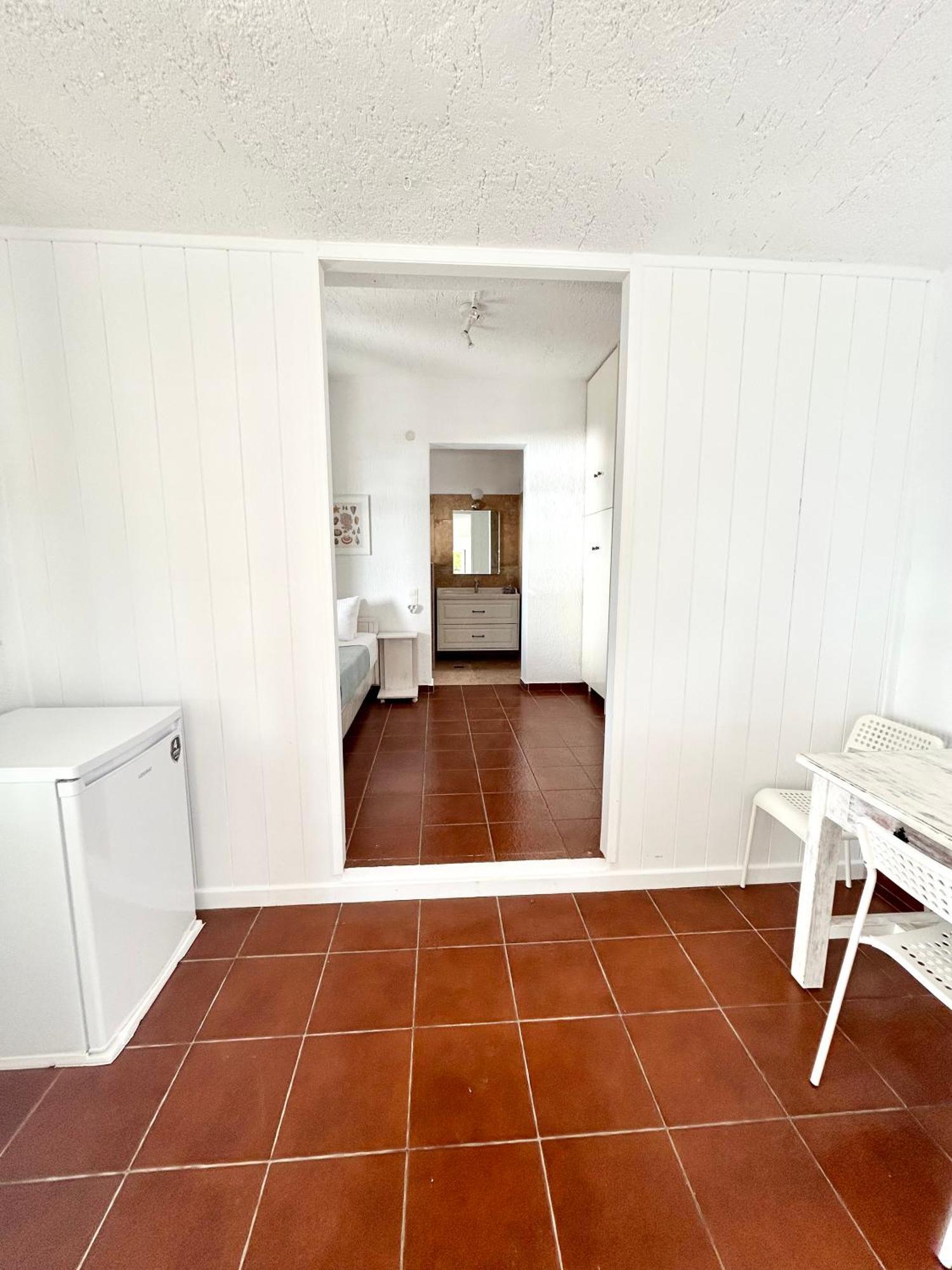 Fos Suites Agios Ioannis Diakoftis Quarto foto
